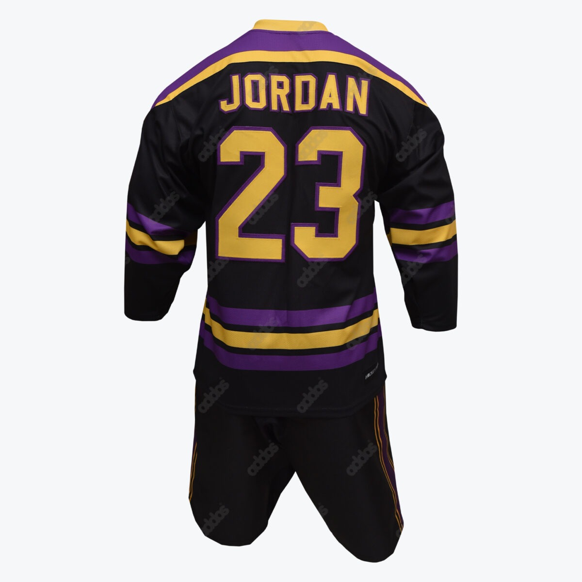 Wolverines Ice Hockey Uniform - Image 8